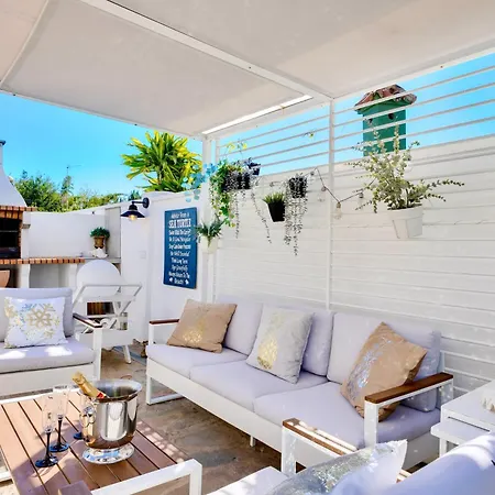 Villa Casacara Beachside Costabella -spain