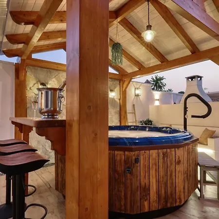 Vila Casacara Beachside Costabella -spain *